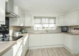 Howdens kitchen worktops are available in various colours and designs to match any interior or style. Kitchens