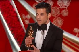 Galele de decernare a premiilor oscar starnesc un mare interes in toate zonele societatii. Bohemian Rhapsody Ii Aduce Lui Rami Malek Primul Oscar MulÈumesc Trupei Queen VÄ Voi Fi Mereu Indatorat
