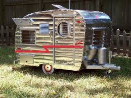 Dog House Travel Trailer Sweet Home Sweet Life I Need A Camper Vintage Campers Trailers Vintage Travel Trailers Camper Trailers