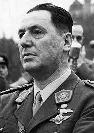 Jorge rafael videla fue un militar argentino que usurpó de facto la presidencia de su país entre 1976 y 1981. Juan Peron Wikipedia