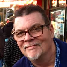 Leaning Tree Wood Carving by Steve McClain (@WoodCarvingsbySteveM) •  Facebook