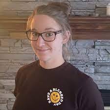 Amanda Stagner's Instagram, Twitter & Facebook