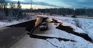 Alaska körfezi'nde hissedilen deprem sonrasında tsunami uyarısı yapıldı. Xxjn4emepchnnm