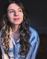 Anastasia Sharp's Instagram, Twitter & Facebook