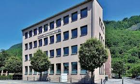 It offers private banking services such as specialized asset management, investment advisory services, and estate management. Darknet Millionen Bei Liechtensteiner Bank