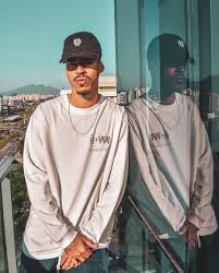 Stream songs including poesia acústica #9: Acordei Pra Viver Do Sonho Rappers Brasileiros Fotos De Mcs Cantores De Rap