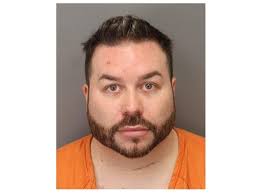 Charges Of Fraud, Possession Of Child Porn Lead to Largo Mans Arrest |  Largo, FL Patch
