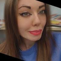 Elena Melnychuk's Instagram, Twitter & Facebook