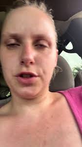 Keri Caswell's Instagram, Twitter & Facebook