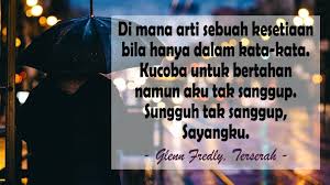 Sama seperti quote buat pacar yang lagi sakit sebelumnya, kutipan yang satu ini juga bisa dijadikan sebagai penyemangat dan pengingat, bahwa rasa sakitnya itu seharusnya tidak menjadi penghalang yang membuatnya baca juga: Kata Kata Galau Buat Pacar Yang Menggambarkan Isi Hatimu Kepogaul