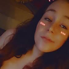 Alissa Renae Klein (@alissa.vanderveen.7) • Facebook, Connect with friends