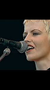 Royel Otis alongside Noel Hogan performing Linger at the Rolling Stone  Awards! #royelotis #music #thecranberries