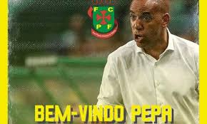 The official instagram account of fc paços de ferreira. Pepa E O Novo Treinador Do Pacos De Ferreira Zap