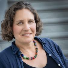 Carolyn Powers (@CarolynMPowers)