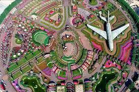 Largest vertical garden in the world. Dubai Miracle Garden A Must Visit Tourist Spot In Dubai Dubai Ofw