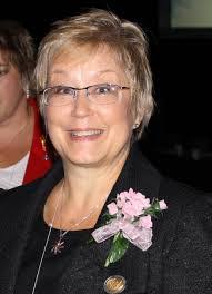 Shelly Burke's Instagram, Twitter & Facebook