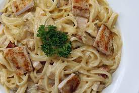 Pasta con salsa bechamel y pollo. Uzivatel Scorycafe Na Twitteru Scory Pasta Linguinis Al Dente Preparados En Salsa Bechamel Hongos Tocineta Y Jugosa Pechuga De Pollo 220 Imp Pasta Yummie Foodporn Scory Scorycafe Scorylovers Foodpornlover Delicias Delicious Delicioso
