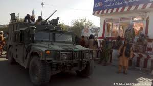 Afganistán sigue sumido en violencia, a pesar del llamado acuerdo de paz, firmado el 29 de febrero de 2020 entre estados unidos y los talibanes en doha, capital de catar. Avance De Los Talibanes En Afganistan Huir Del Terror Todos Los Contenidos Dw 13 08 2021