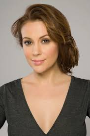 Alyssa Milano To Star In CBS Comedy Pilot 'What Goes Around Comes Around'