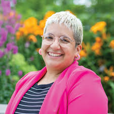 VHB spoke with Shannon Ruby Julien about her new role as Florida Energy  Market Lead and the changing energy landscape across the Sunshine State.  Read how growing up in Miramar, Florida, led