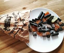 Bánh kẹo thái lan với nhiều hương vị độc đáo ngày càng chiếm được cảm tình của người tiêu dùng việt. Du Lá»‹ch Ha Lan Nen Mua Gi Nhá»¯ng Mon Qua Ä'áº­m Cháº¥t Ä'áº¥t NÆ°á»›c Cá»'i Xay Gio