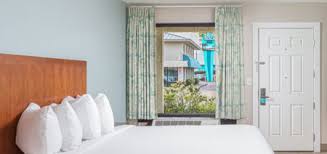 Panama city beach hotels with kitchenettes. Three Bed Suite Kitchenette With Gulf View Bikini Beach Resort