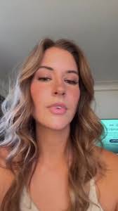 Amber Denley's Instagram, Twitter & Facebook