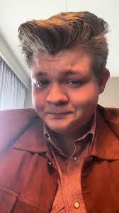 Alexis Epperson's Instagram, Twitter & Facebook