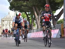 I have to thank my. Caleb Ewan Won The Fifth Stage Of The Giro Lider En Deportes