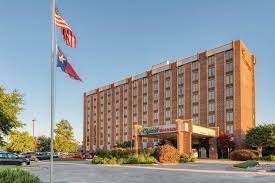 How much is rent in dallas, tx? Mcm Elegante Hotel And Suites Dallas Dallas Updated 2021 Prices