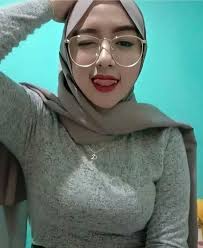 Lihat ide lainnya tentang jilbab cantik, kecantikan, wanita. En Whotwi Com Instagram