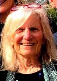 Vicky Weiss's Instagram, Twitter & Facebook