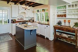 Small log cabin kitchen ideas. Small Cabin Kitchen Design Inspiration
