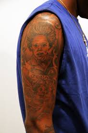 When it comes to face tattoos, the first rappers i can remember were lil wayne and birdman. Fabolous Gets A Tattoo Of His Son
