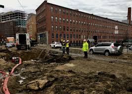 South End water main break floods Harrison Avenue