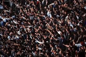 Sereftir Bu Yolda Seninle Yurumek Hep Kol Kola Bir Gun Degil Her Gun Besiktas Besik Taslar