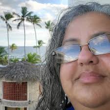 Lissette Veras's Instagram, Twitter & Facebook