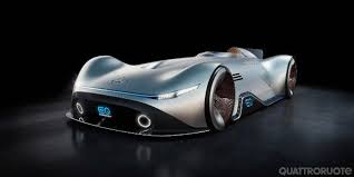 Mercedes Benz La Eq Silver Arrow Anticipa Il Design Della Stella Quattroruote It Mercedes Benz Mercedes Veicoli