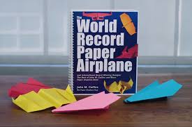 In 2012, john collins' paper plane 'suzanne' was thrown by football player joe ayoob. Vmlife The Perfect Paper Plane