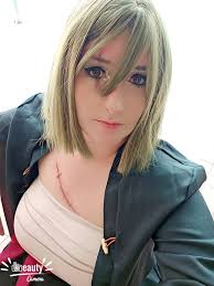 Just found these amazing things in artist alley 😍 N6 at the back of the  hall near creator stage/area Edit: yes im an idiot and didnt actually put  the artists name im