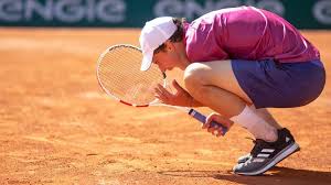 Dominic 'domi' thiem started playing tennis at the age of six and got his pro break at 18 after winning a wildcard for the generali open in kitzbühel, austria, in 2011. Cddhj8fr3ddv9m