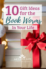 10 Gift Ideas For Book Worms In 2020 Christmas Gift Guide Book Worms Meaning Of Christmas