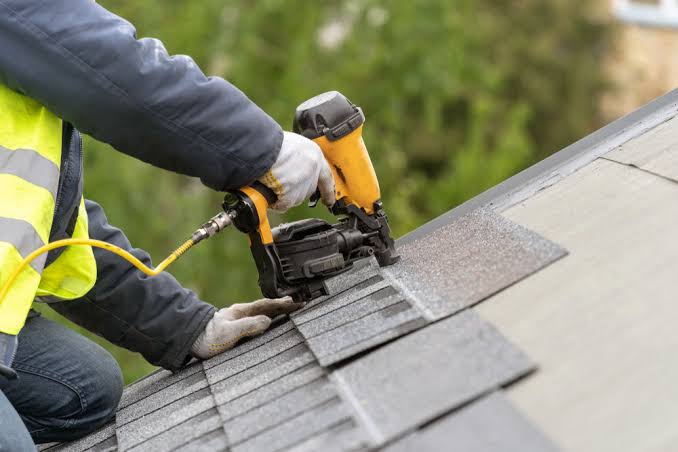 Shingle Roof Installation: Why Professional Service Matters
