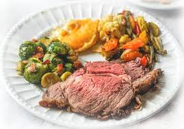 You also go the spinning salad and a dessert choice. Easy Low Carb Christmas Dinner With Rib Roast Sides My Life Cookbook
