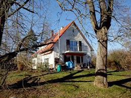 Hier finden sie häuser vieler immobilienportale und durch die einfache & schnelle häusersuche mit intuitiven filtermöglichkeiten ist das ziel traumhaus zum greifen nah. Einfamilienhaus Strullendorf Makler Bamberg Kotschenreuther Immobilien