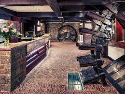 With the scottish highlands as a backdrop. Mercure Perth Hotel Bintang 3 All