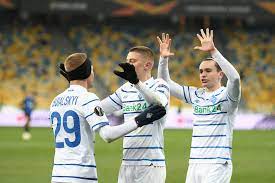 Смотреть онлайн, трансляция матча 13.03.2021, какой канал покажет. Liga Evropy Dinamo Kiev Vilyarreal 11 03 2021 Gde Smotret Onlajn Vo Skolko Nachalo Pryamaya Translyaciya Rejting Bukmekerov