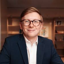 This month I celebrated my one-year anniversary with Pacifica Senior Living  and I am so excited to share that I have been promoted to Social Media  Manager! I am so grateful for