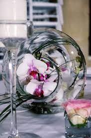 Centre De Table Et Composition Florale En Orchidee Blanche De Deco Zen Et Chic Decoration Table Mariage Orchidee Centre De Table Mariage Table Mariage Orchidee
