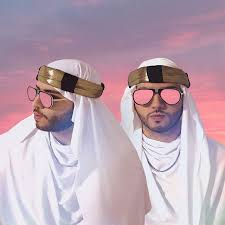 طالبان para un árabe es una forma dual que significaría dos estudiantes). Taliban Song By Twinrush Spotify